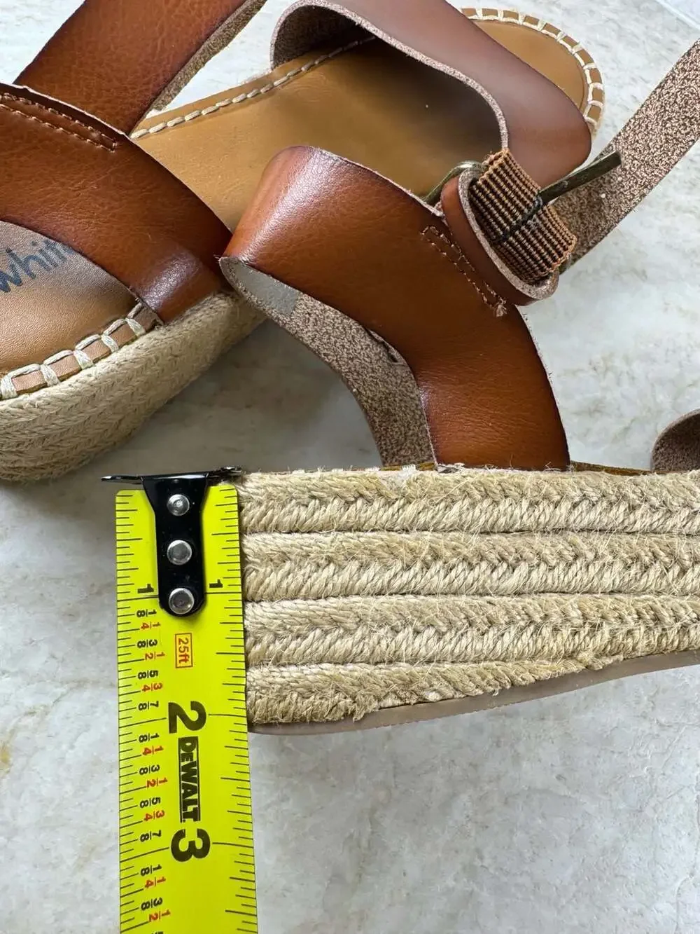 White Mountain Tan Espadrille Platform Sandals Ankle Strap Women’s Size 10